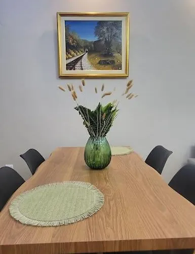 Daire Travellerspot_ii Cozy 2br